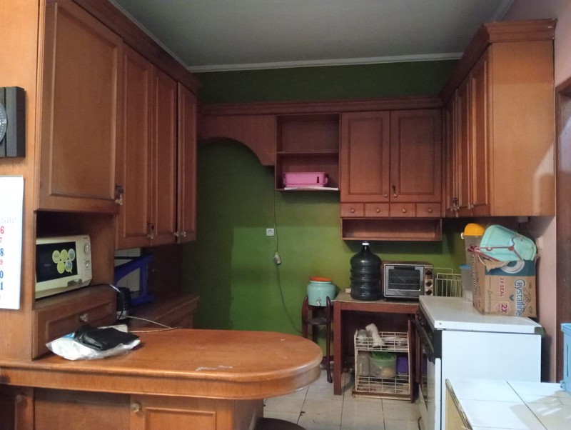 Rumah Pinggir Jalan, Strategis, Cocok Untuk Hunian dan Usaha, Bisa KPR, Harga Nego