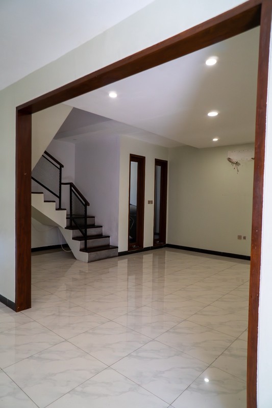 Rumah Bagus Di Jl Jaya Mandala, Menteng Dalam Jakarta Pusat