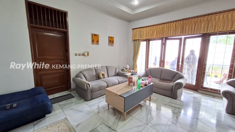 Rumah Asri di Area Jagakarsa, Jakarta Selatan