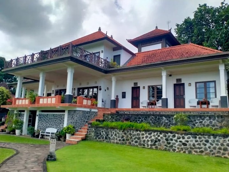 For Sale Amazing Bungalow Estate With Sea View And Mount Agung View Amlapura Karangasem