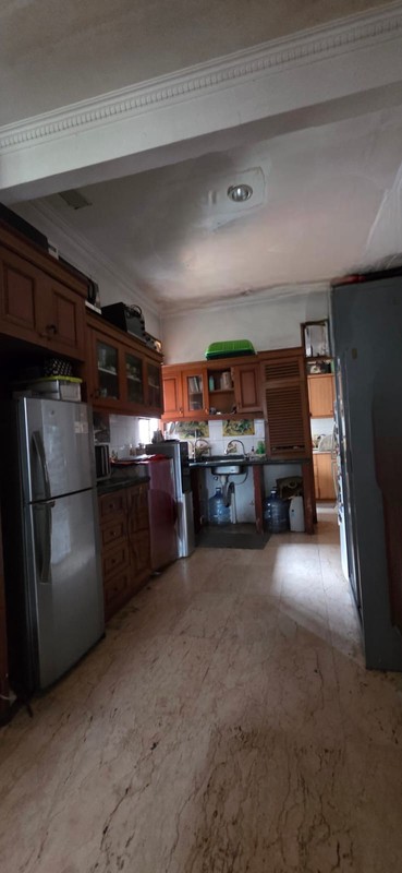 Rumah nyaman dengan lingkungan yang asri di Bintaro Sektor 2