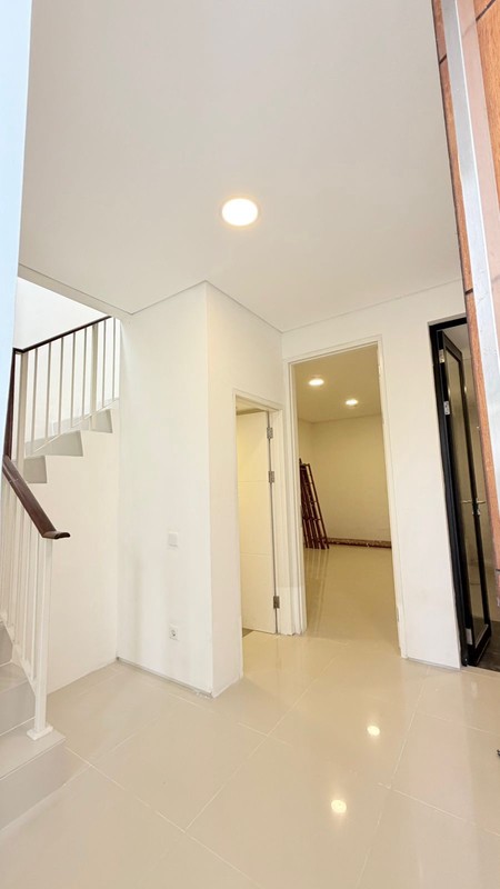 Dijual Rumah North West Hill Citraland Surabaya Modern 2 Lantai 2 Kamar Tidur Dekat Ciputra Kasih , Sport Center, Citra Berkat , Superindo 