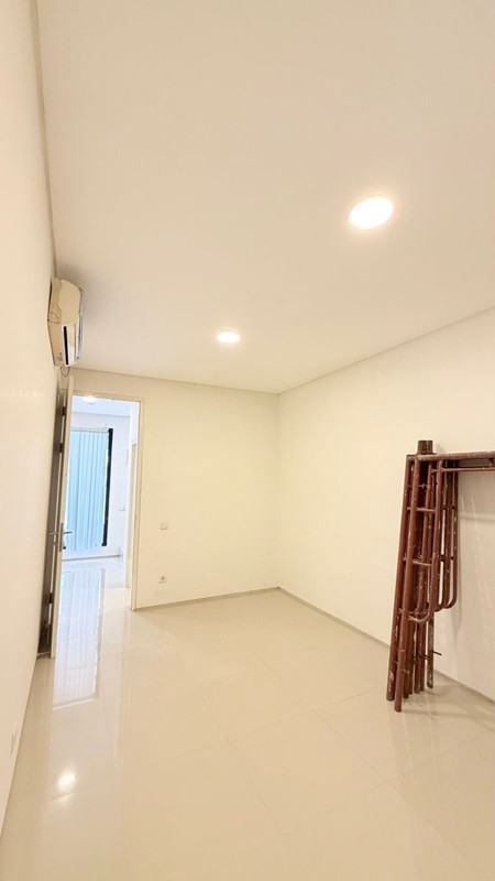 Dijual Rumah North West Hill Citraland Surabaya Modern 2 Lantai 2 Kamar Tidur Dekat Ciputra Kasih , Sport Center, Citra Berkat , Superindo 