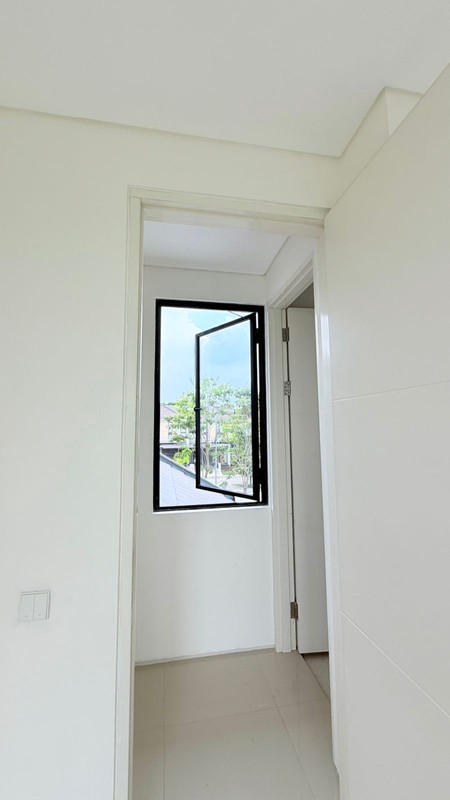 Dijual Rumah North West Hill Citraland Surabaya Modern 2 Lantai 2 Kamar Tidur Dekat Ciputra Kasih , Sport Center, Citra Berkat , Superindo 