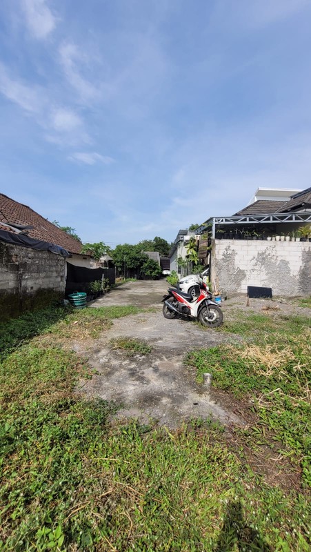 Tanah Strategis Di Sukoharjo Ngaglik Sleman, Luas Tanah 120 Meter Persegi Cocok Untuk Kost/Homestay, Hanya 7 Menit Dari UII