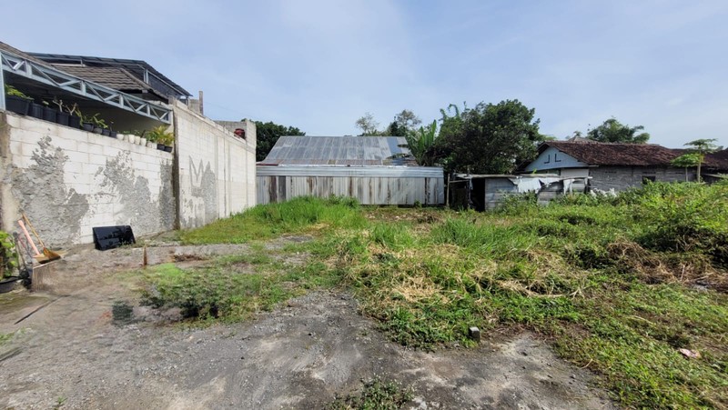 Tanah Strategis Di Sukoharjo Ngaglik Sleman, Luas Tanah 120 Meter Persegi Cocok Untuk Kost/Homestay, Hanya 7 Menit Dari UII