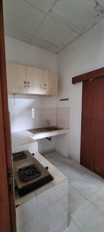 Rumah 2 Lantai Siap Huni dengan Hunian Nyaman dan Asri @Rempoa, Tangerang Selatan