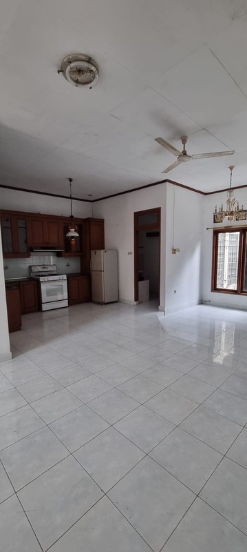 Rumah 2 Lantai Siap Huni dengan Hunian Nyaman dan Asri @Rempoa, Tangerang Selatan