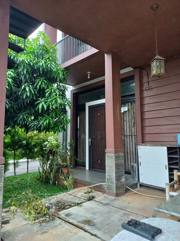 Rumah 2 Lantai, Bagus Lokasi Strategis di Pondok Ranji