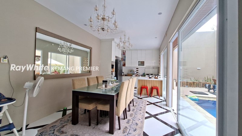 Rumah Hoek Baru Siap Huni (Tenang) Dalam Cluster di Taman Kenari Nusantara, Cibubur