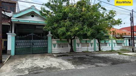 Dijual Rumah 2 lantai di Jalan Jemursari Surabaya