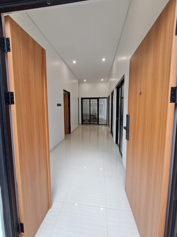 Rumah 2½ Lantai Siap Huni dengan Hunian Nyaman dan Asri @Pondok Aren, Tangerang Selatan