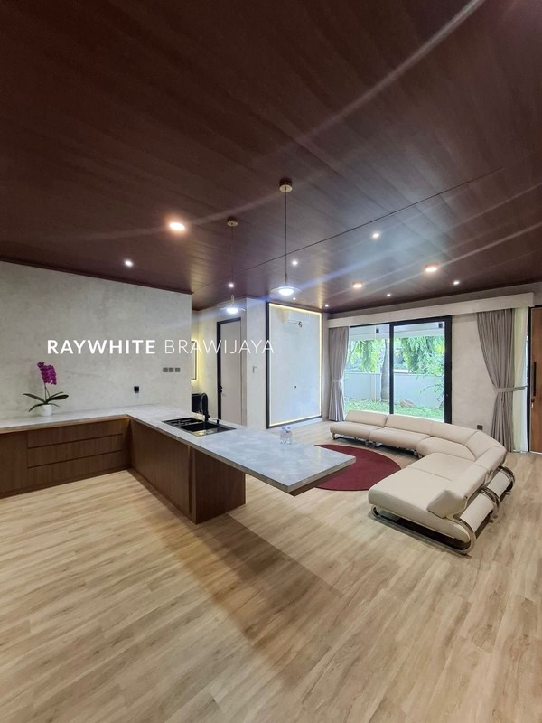 Brand New House Modern Area Pondok Indah