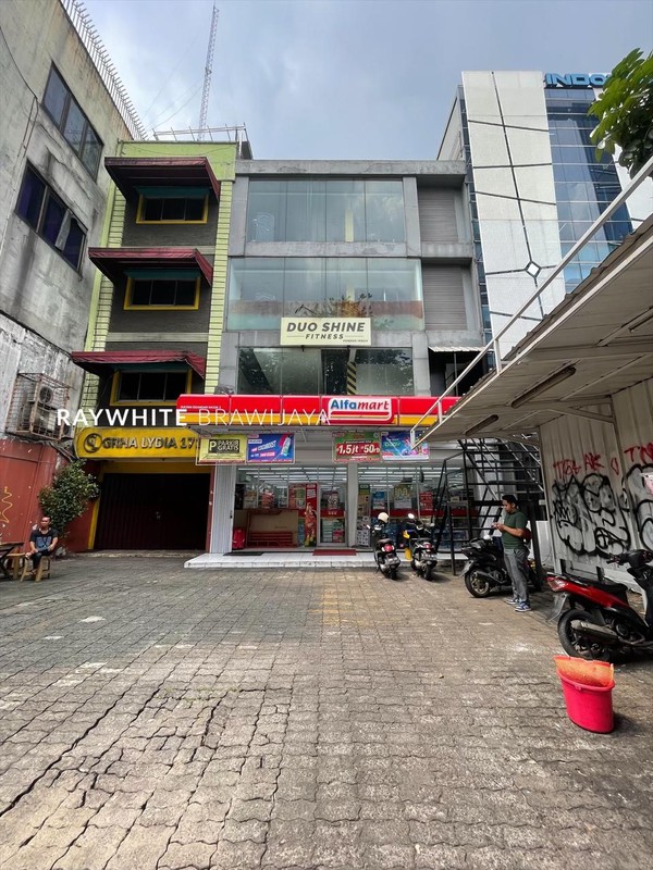 Ruko Gandeng Lokasi Strategis Area Arteri Pondok Indah