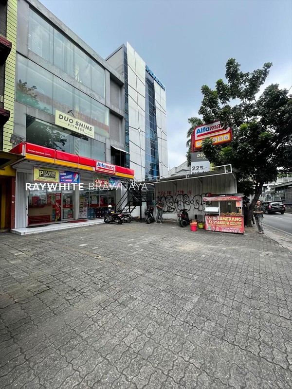 Ruko Gandeng Lokasi Strategis Area Arteri Pondok Indah