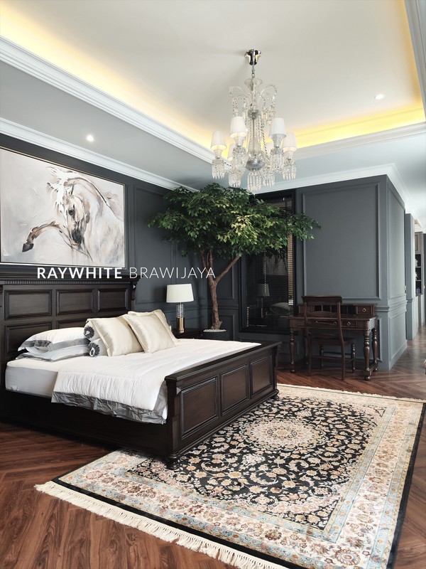 Brand New Classic Modern Luxurious Home Area Tanah Kusir Pondok Pinang