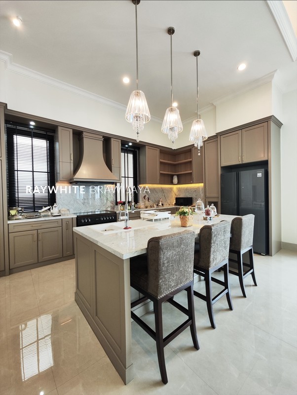 Brand New Classic Modern Luxurious Home Area Tanah Kusir Pondok Pinang