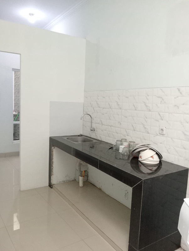 Disewakan Ruko 2 Lantai di Tegalrejo, Yogyakarta, Siap untuk Kantor/Usaha