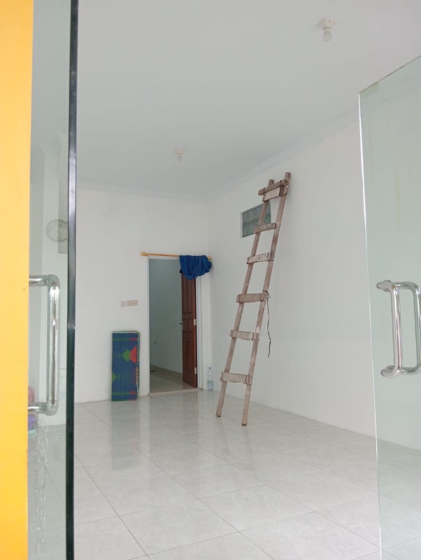 Disewakan Ruko 2 Lantai di Tegalrejo, Yogyakarta, Siap untuk Kantor/Usaha