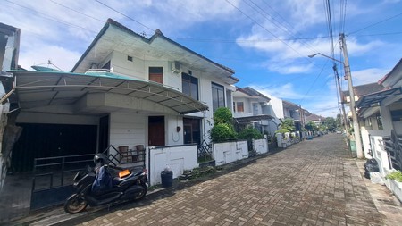 Dijual Rumah 2 Lantai Di Perumahan Dekat Kampus UGM, Sariharjo Ngaglik Sleman. 