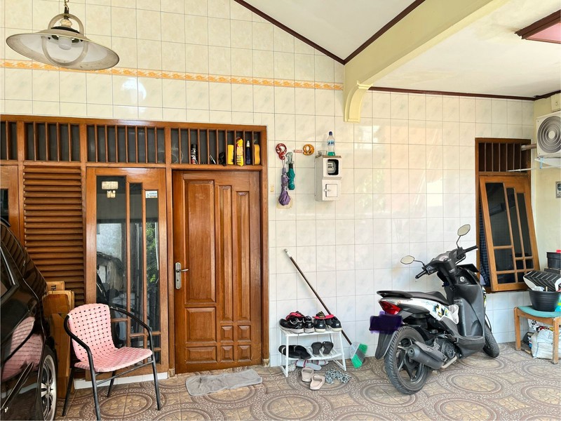 DIJUAL RUMAH DENGAN LINGKUNGAN ASRI