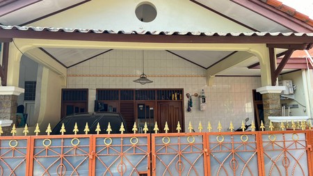 DIJUAL RUMAH DENGAN LINGKUNGAN ASRI