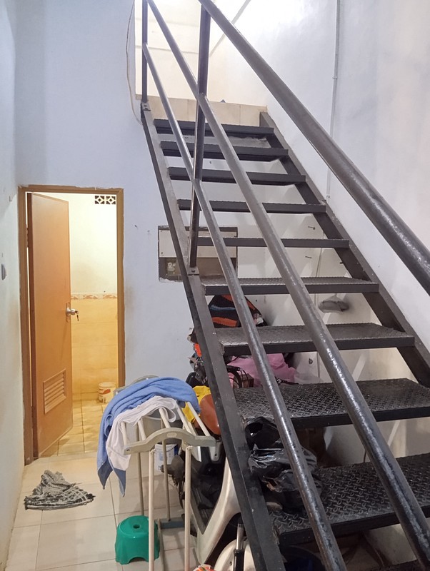 Rumah 2 Lt SHM Strategis Nyaman Hanya 10 Mnt Ke Pintu Tol Bekasi Timur