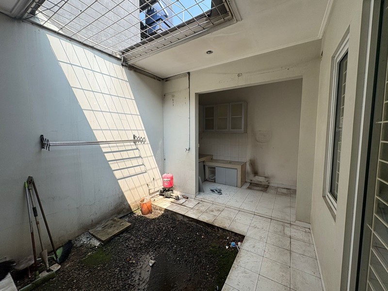 Rumah Siap Huni dengan Hunian Nyaman dan Asri di Ciputat