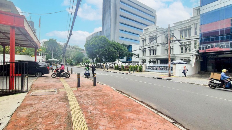 Ruko Gandeng di Jl Tanah Abang III Lokasi Strategis Dekat Sudirman