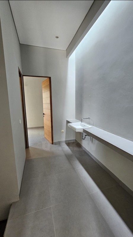 Rumah 2 Lantai Siap Huni dengan Hunian Nyaman dan Asri @Ciputat Timur