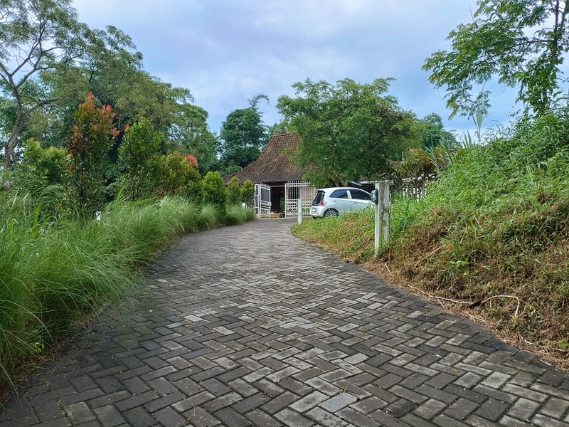 Dijual Villa Luas 1213 Meter Persegi Di Area Wisata Candibinangun Pakem Sleman