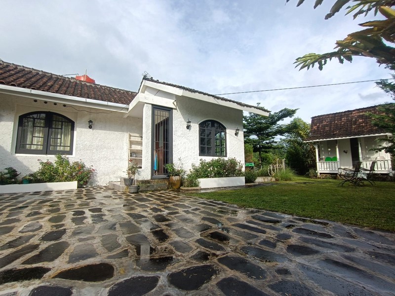 Dijual Villa Luas 1213 Meter Persegi Di Area Wisata Candibinangun Pakem Sleman