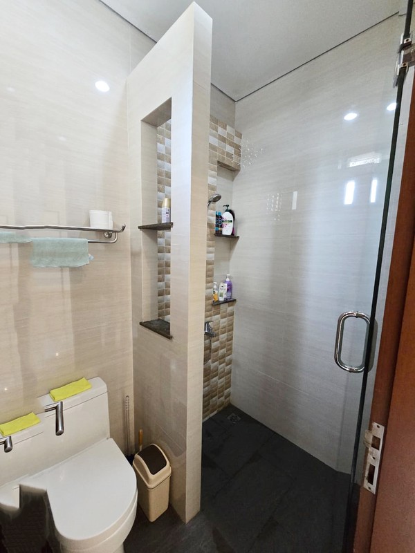 Rumah Hoek Siap Huni dan Strategis di Cluster Permata, Bintaro