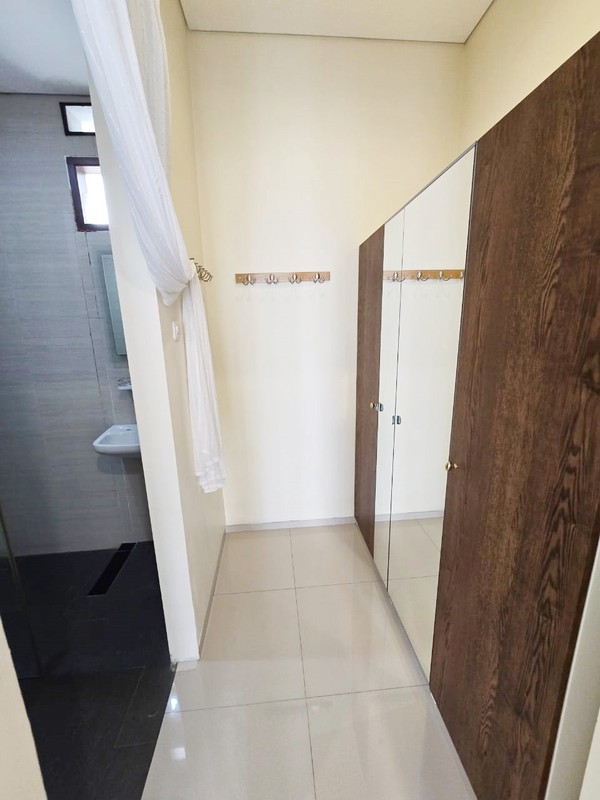 Rumah Hoek Siap Huni dan Strategis di Cluster Permata, Bintaro