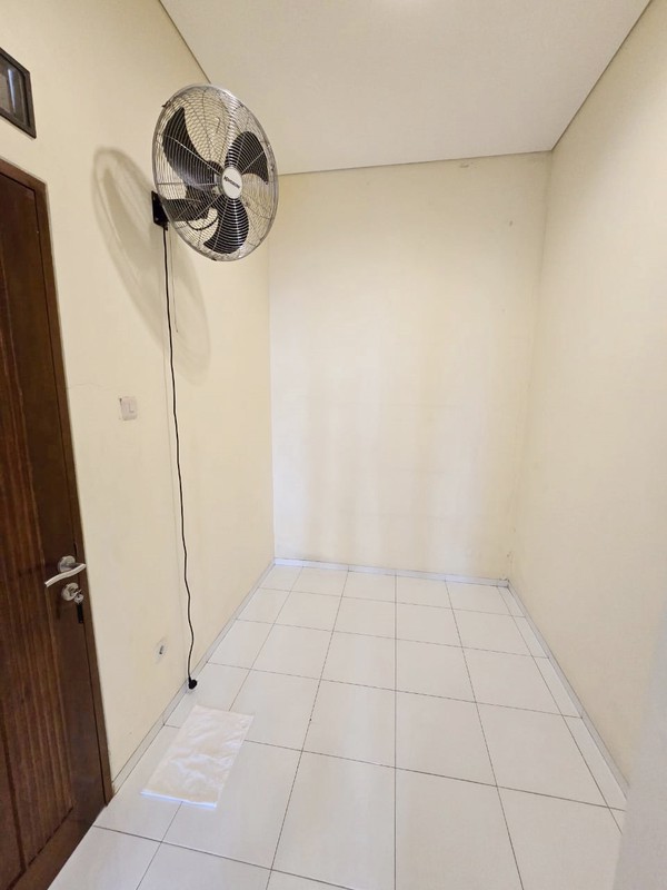 Rumah Hoek Siap Huni dan Strategis di Cluster Permata, Bintaro