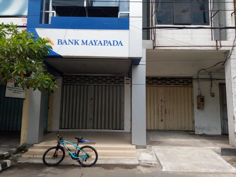 Dijual Jejer 2 Ruko Kembang Jepun - Nyamplungan - Pabean Cantikan Surabaya Pusat Cocok Buat Segala Usaha, Bank, Kantor, Toko , Cafe, Resto Dll - Parkiran Mobil Luas - Hadap Nol Jalan Raya Komersial Ar