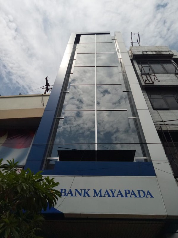 Dijual Jejer 2 Ruko Kembang Jepun - Nyamplungan - Pabean Cantikan Surabaya Pusat Cocok Buat Segala Usaha, Bank, Kantor, Toko , Cafe, Resto Dll - Parkiran Mobil Luas - Hadap Nol Jalan Raya Komersial Ar