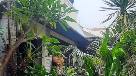 Rumah Hunian Di Daerah Lebak Lestari,Cilandak