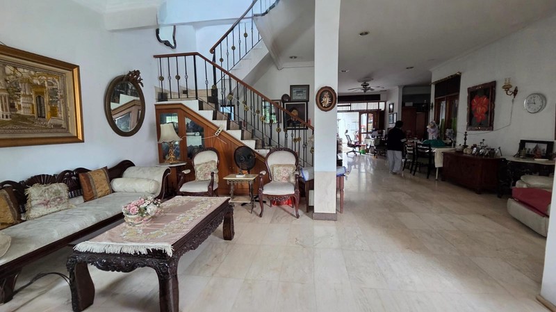 Rumah nyaman dengan lingkungan yang asri di Bintaro Sektor 2