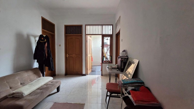 Rumah nyaman dengan lingkungan yang asri di Bintaro Sektor 2