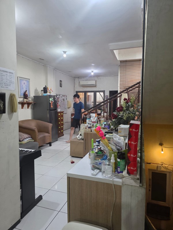 Dijual ruko area Serpong Tangerang Selatan di Jalan Raya Serpong