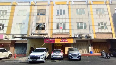Disewakan Ruko di Ruko Golden Boulevard BSD City Tangerang