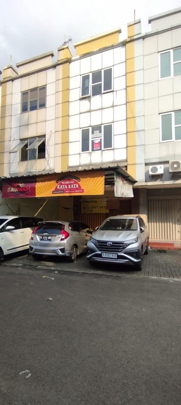 Disewakan Ruko di Ruko Golden Boulevard BSD City Tangerang