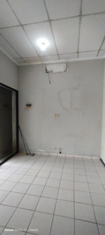 Disewakan Ruko di Ruko Golden Boulevard BSD City Tangerang