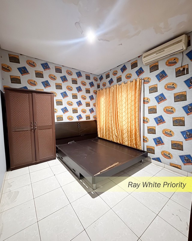 RUMAH MINIMALIS DI GREENDWOODS HANYA 2 KM KE STASIUN PONDOK RANJI, TANGERANG SELATAN