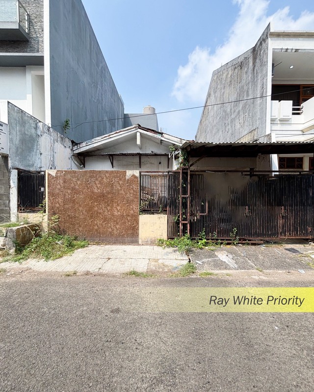 RUMAH HITUNG TANAH PONDOK INDAH (BELAKANG MALL PIM), JAKARTA SELATAN