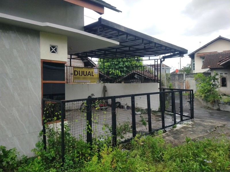 Dijual Rumah Semi Furnish 127 Meter Persegi Lokasi Taji, Prambanan, Klaten 