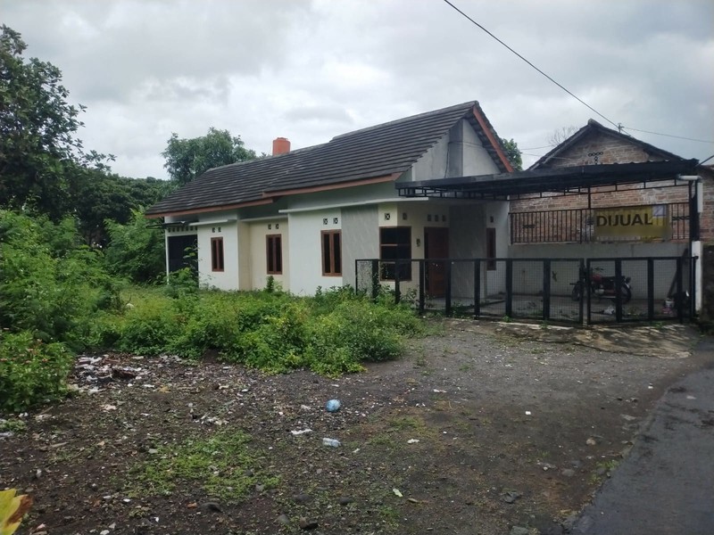 Dijual Rumah Semi Furnish 127 Meter Persegi Lokasi Taji, Prambanan, Klaten 