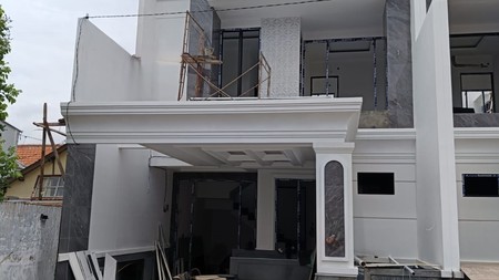 Dijual Rumah 2 lantai di Perumahan Araya Surabaya Timur