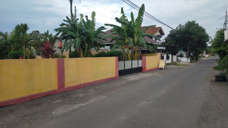 Disewakan Tanah Luas 950 Meter Persegi di Zona Wisata Prambanan Klaten, Cocok untuk Usaha